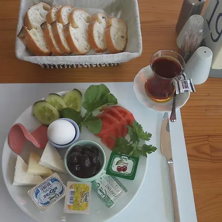 Ozukara 1 Aparthotel 3*