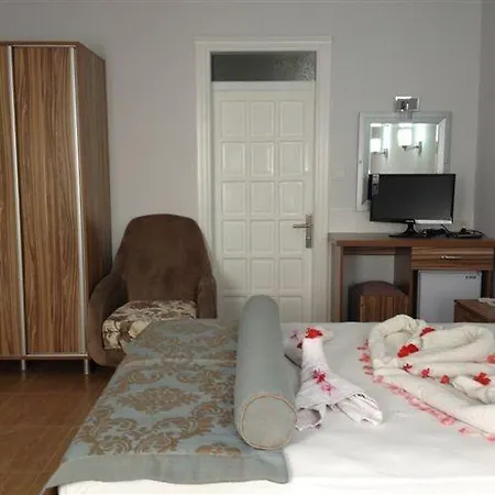 Ozukara 1 Aparthotel 3*